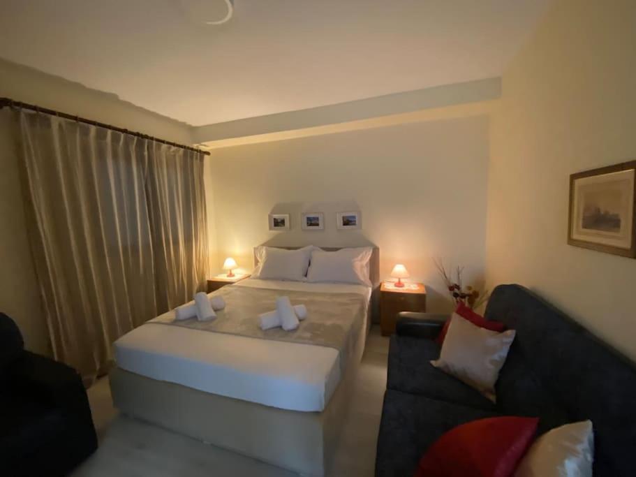 Dani Two Bedroom Home In Center Of Tirana Exterior photo